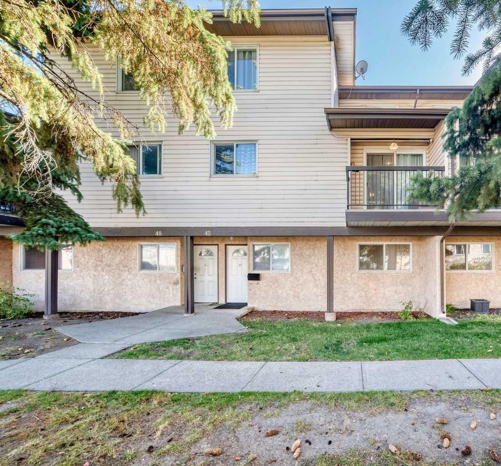 Photo of 3745 Fonda Way SE #45, Calgary, AB T2A 5W7 (MLS # A2350300)