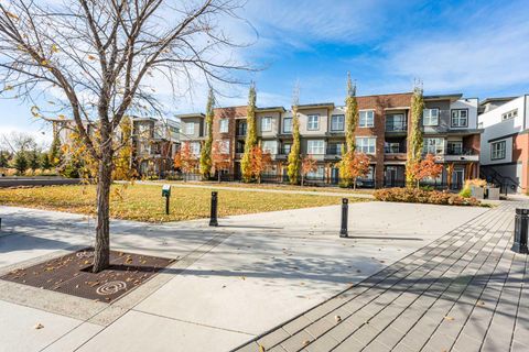 95 Burma Star Road SW 2311 Calgary AB T3E 8A9