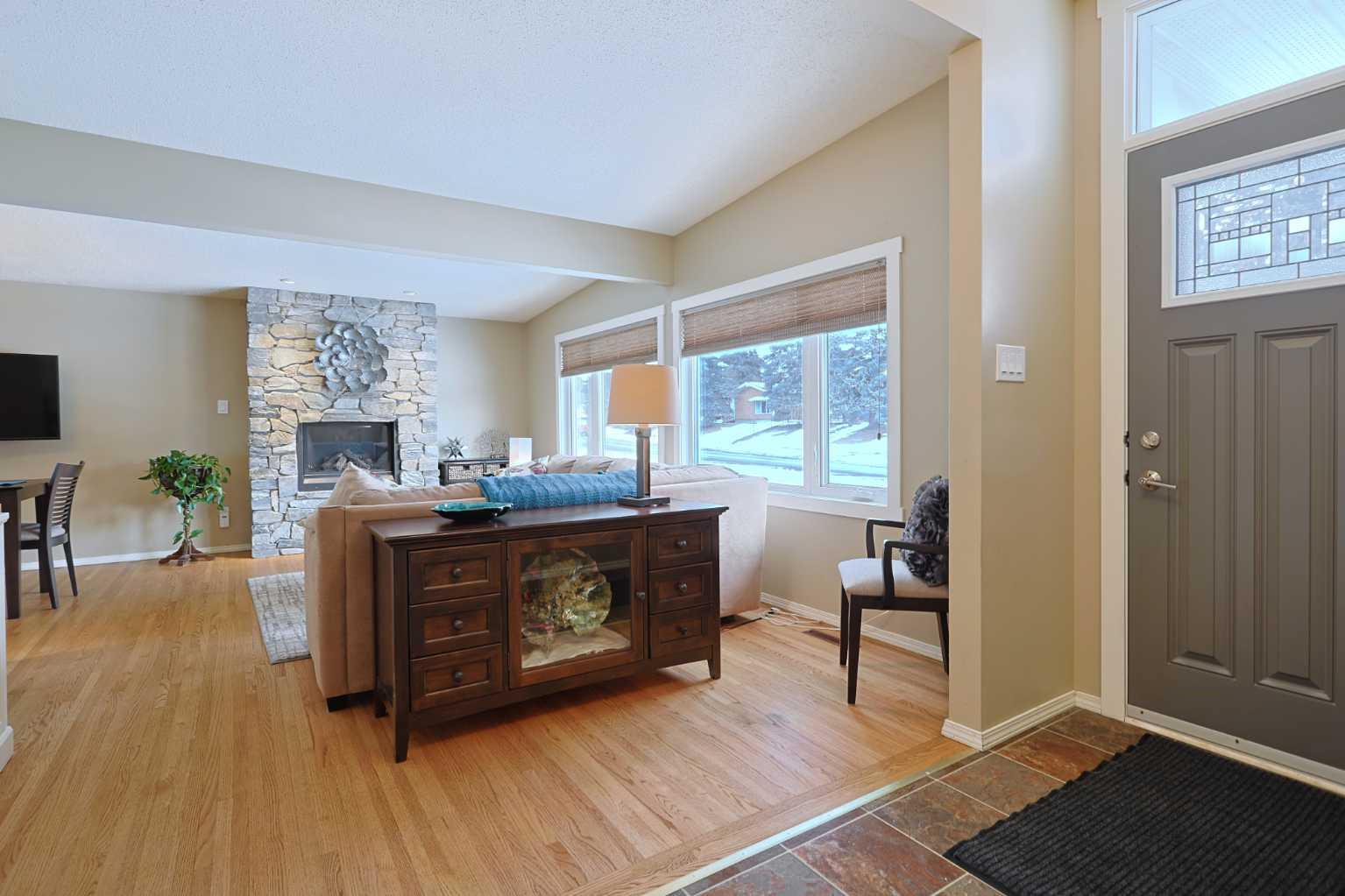 5219 Brisebois Drive NW