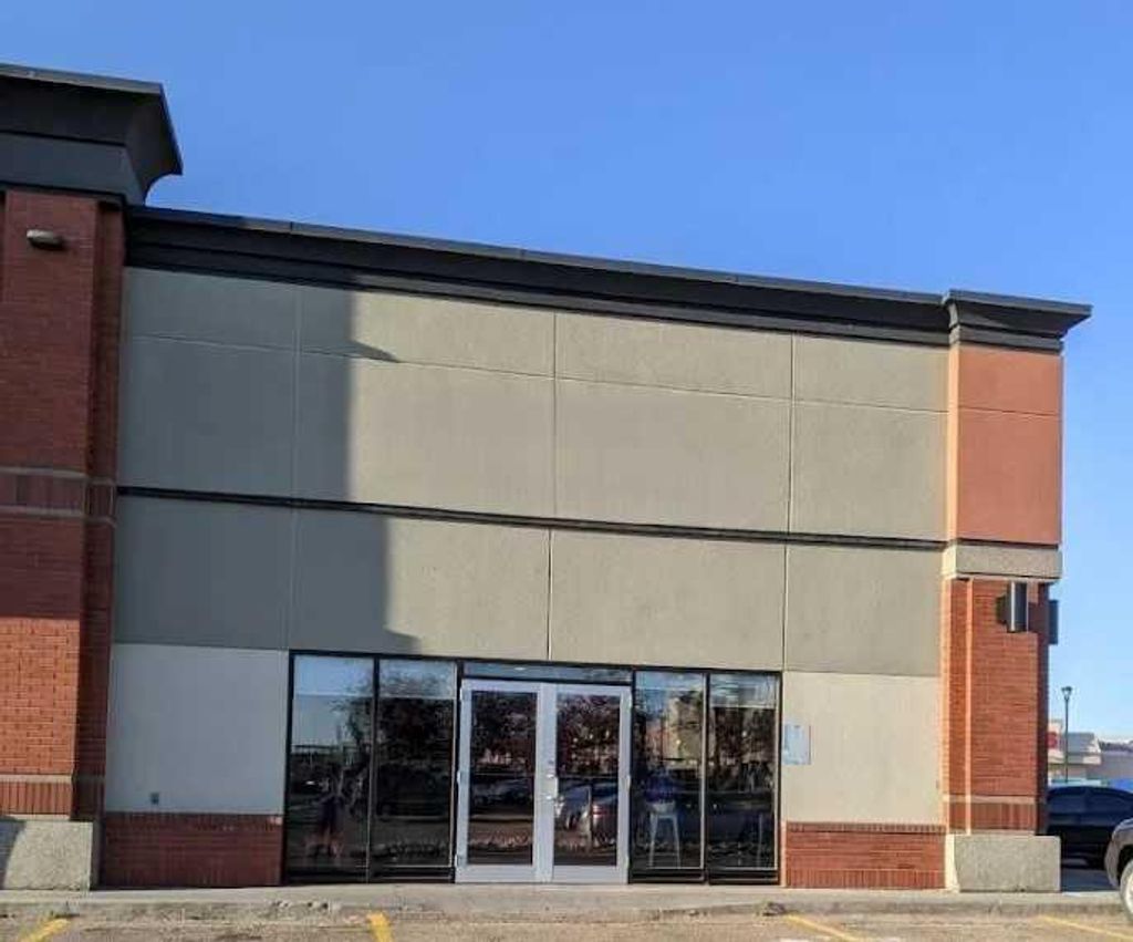 Photo of Edmonton, AB (MLS # A2293694)