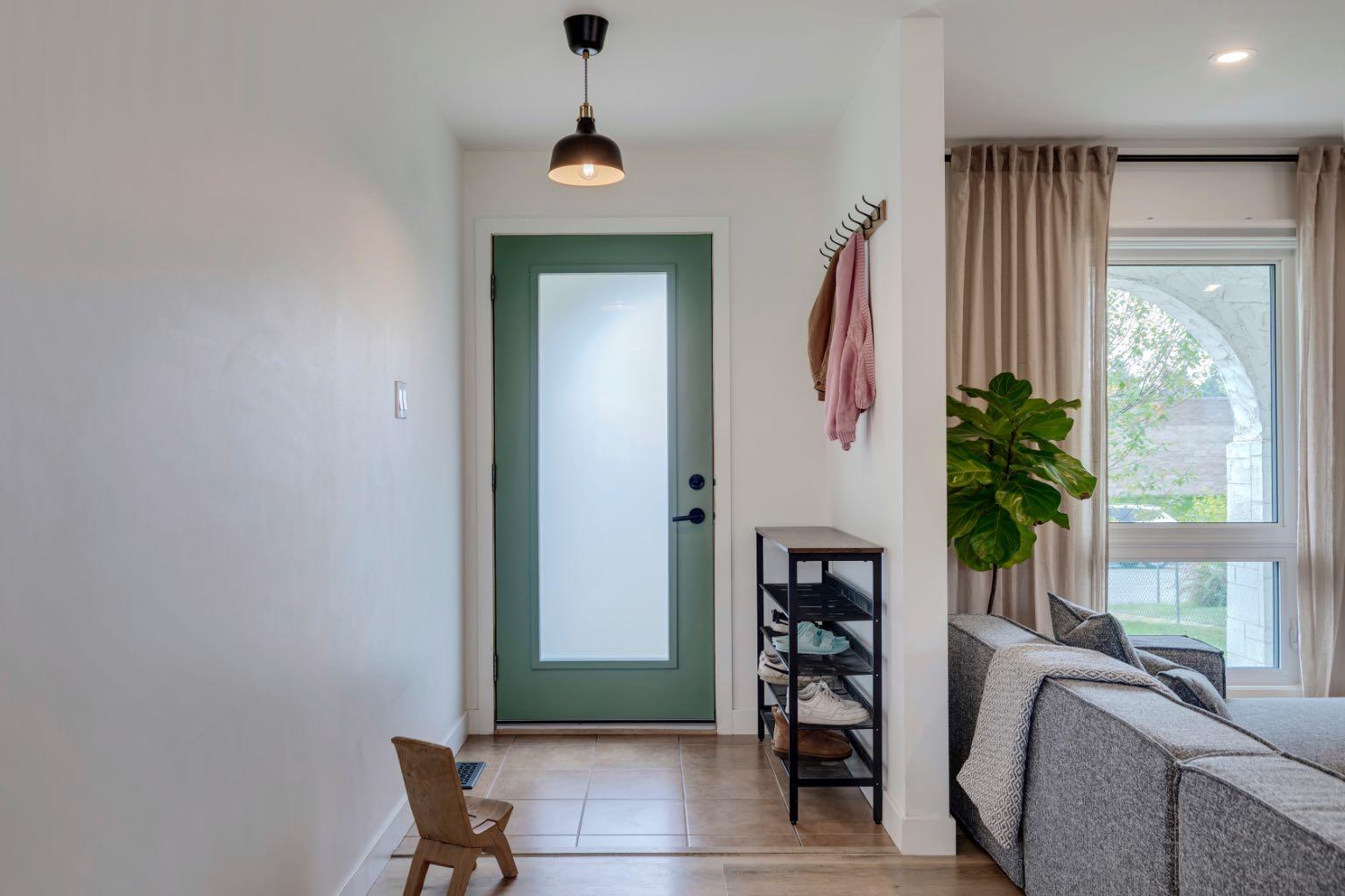 1240 Mapleglade Crescent SE