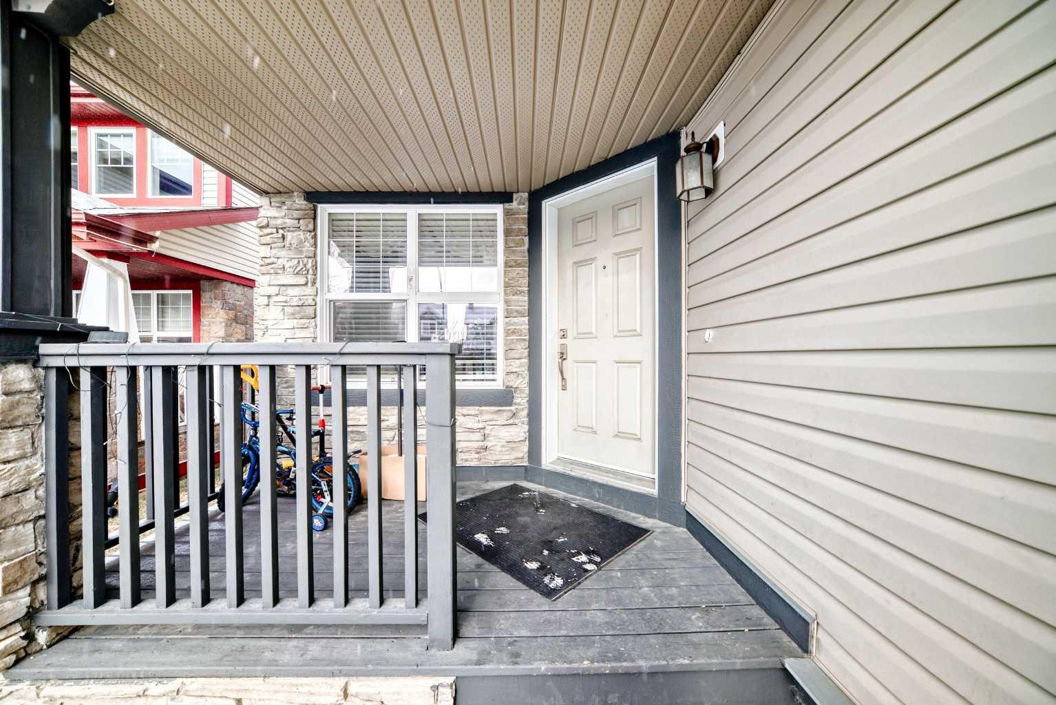 2468 Kingsland View SE