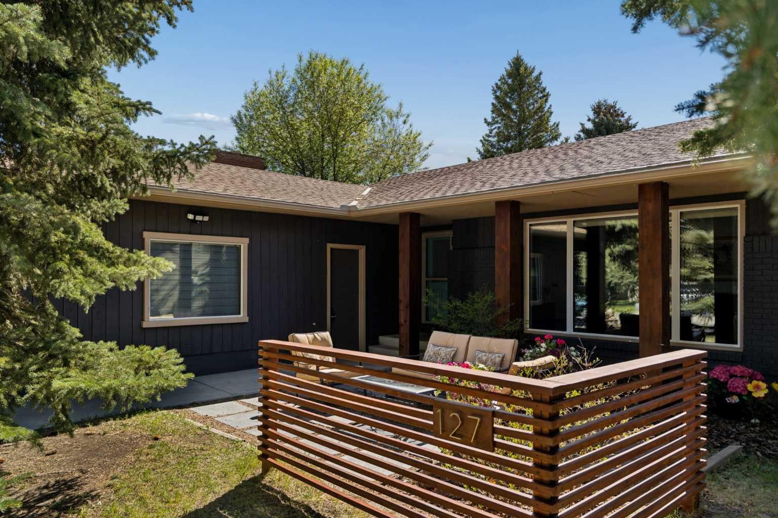 127 Parkglen Crescent SE