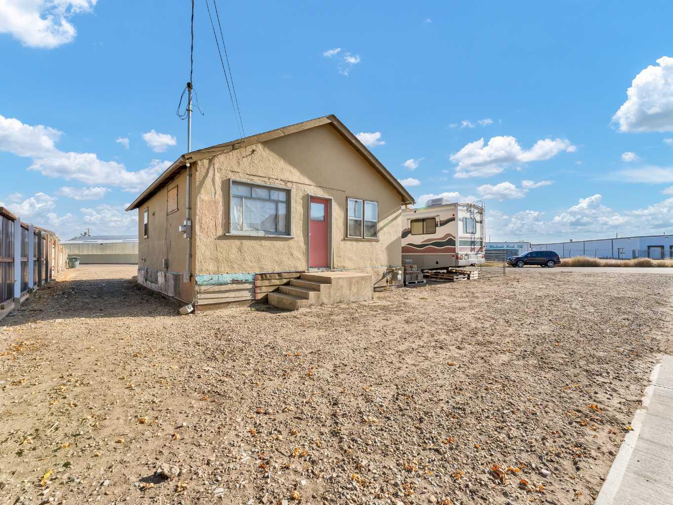 640 Pottery Street SE