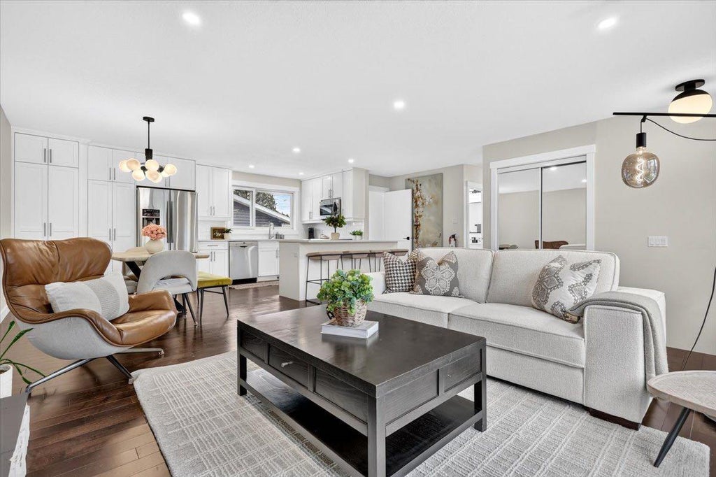 Photo of 316 Wascana Road SE, Calgary, AB T2J 1H8 (MLS # A2348082)