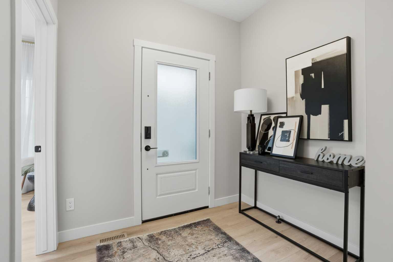 64 Buffaloberry Manor SE