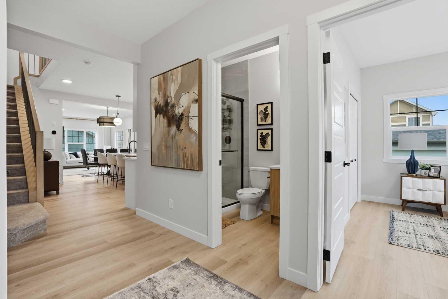 64 Buffaloberry Manor SE