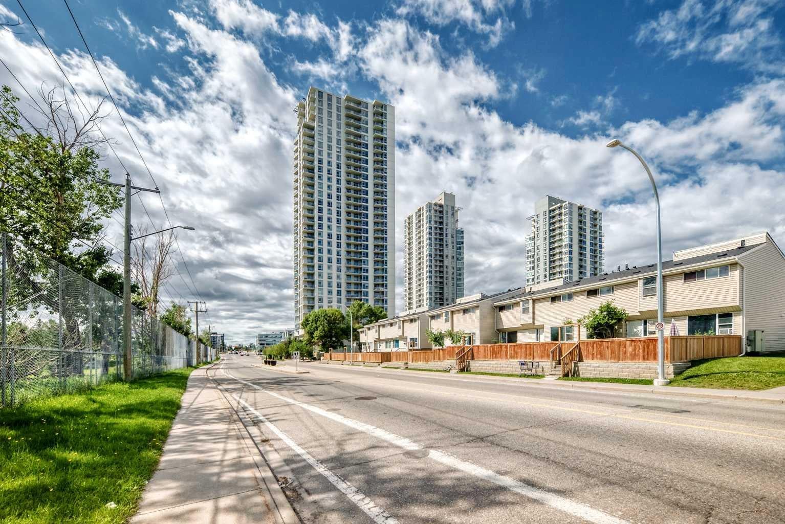 99 Spruce Place SW 2007