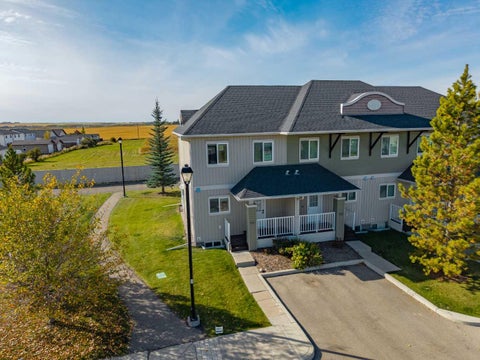 Photo of 101 Clover Way, Carstairs, AB T0M 0N0 (MLS # A2348659)