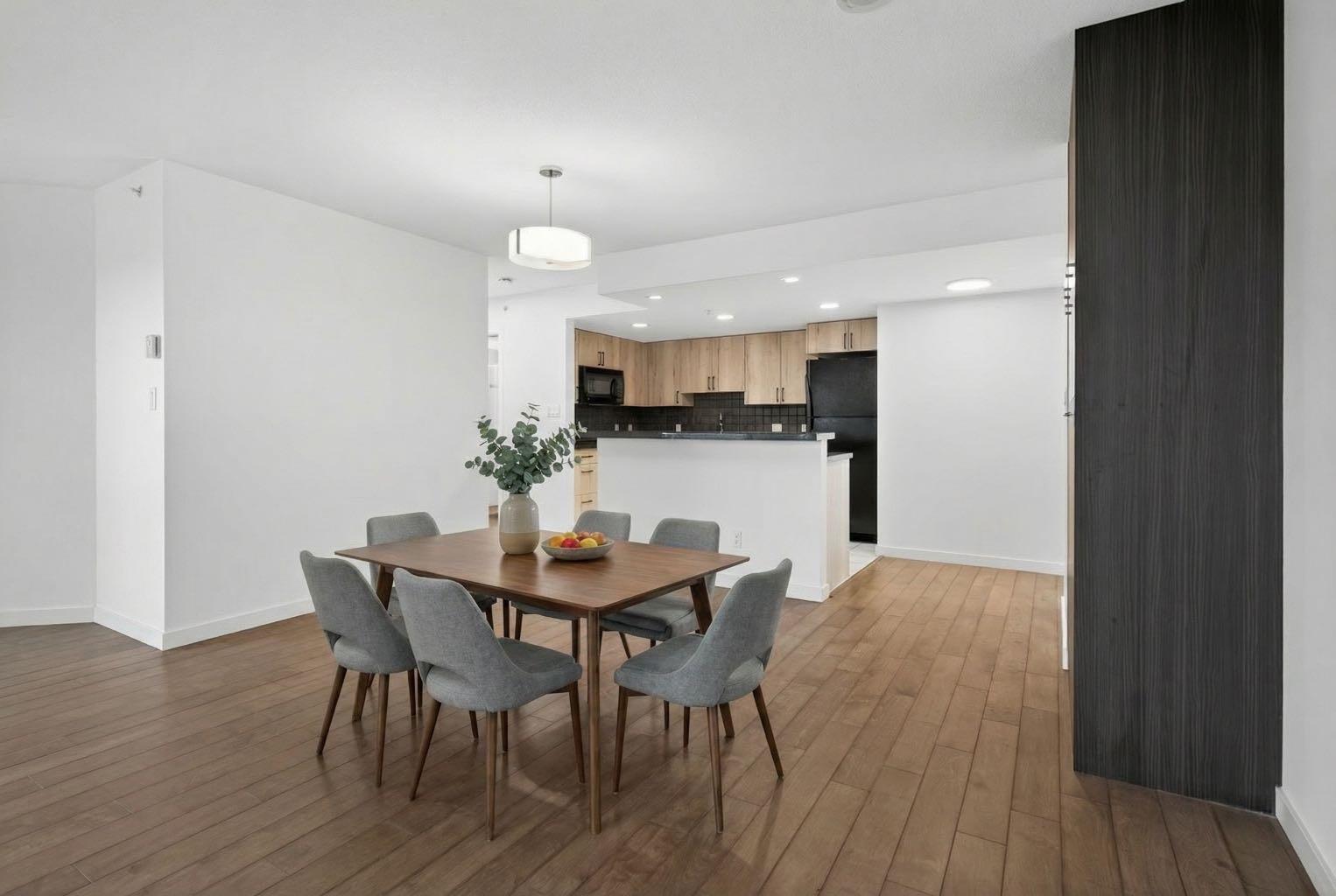 1088 6 Avenue SW 705