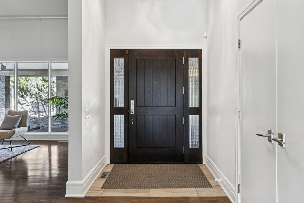 Photo of 336 Pump Hill Gardens SW, Calgary, AB T2V 4M7 (MLS # A2286084)