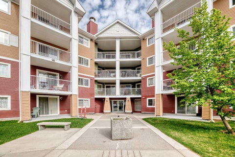 Photo of 10 Prestwick Bay SE #1220, Calgary, AB T2Z 0E6 (MLS # A2313638)