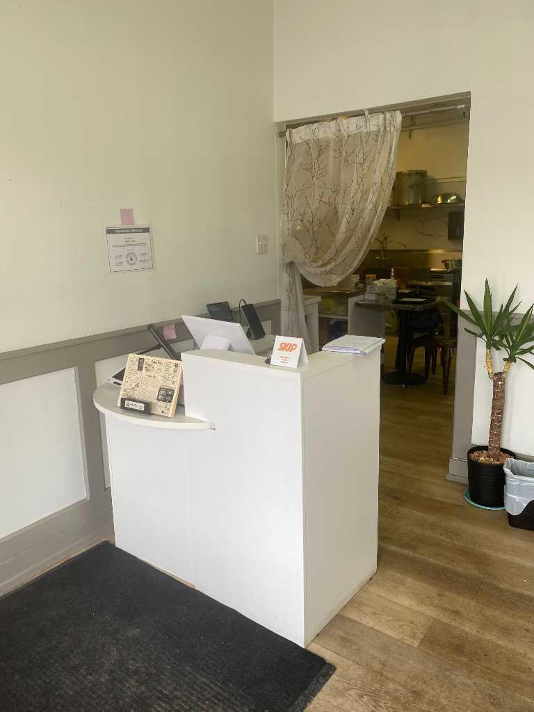 554 Northmount Drive NW