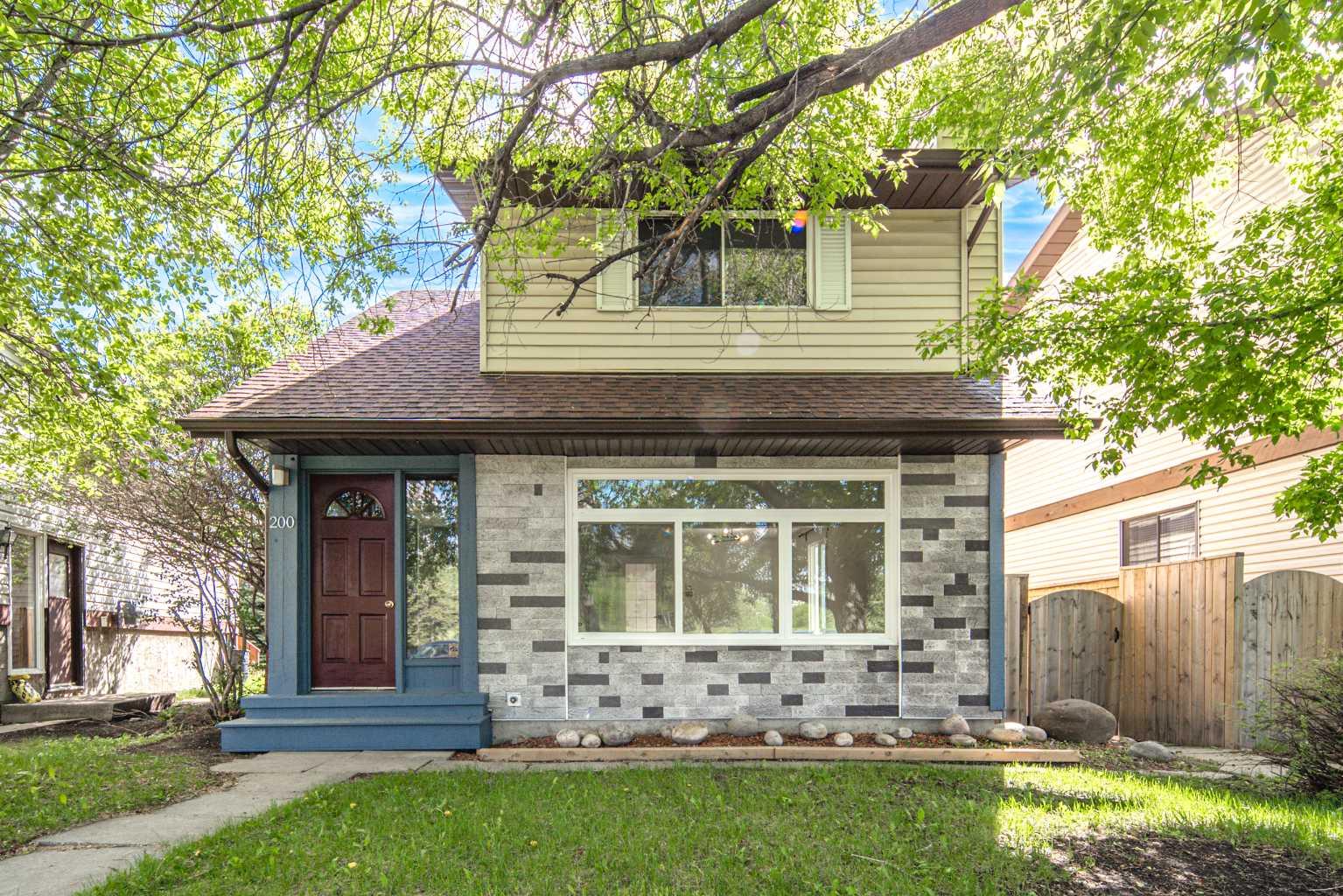 200 Edgedale Way NW