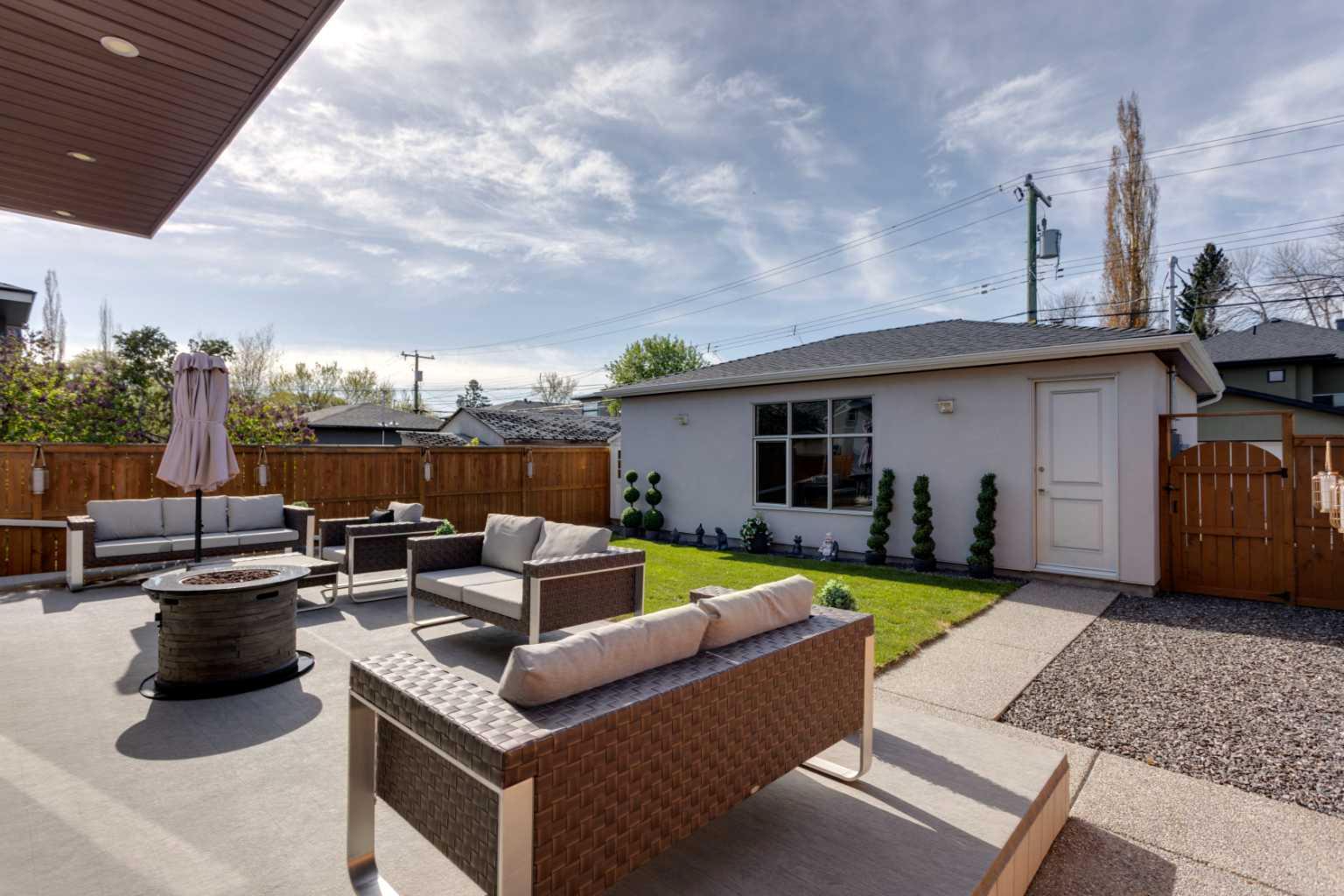 2227 7 Avenue NW