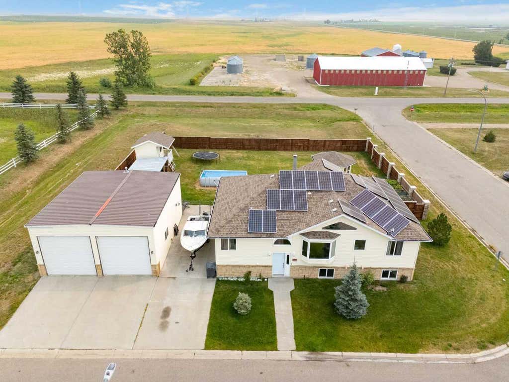 Photo of 273 Harvest Hills Road, Stavely, AB T0L 1Z0 (MLS # A2337399)
