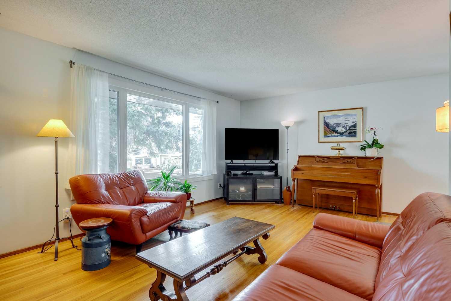 5023 Nemiskam Road NW