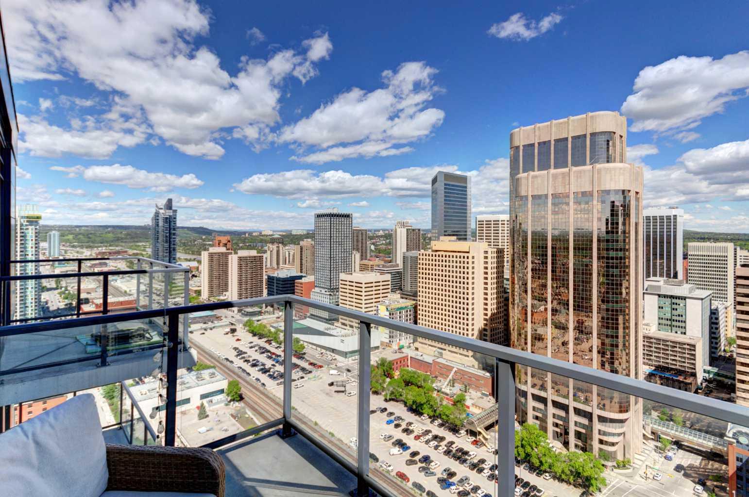 1010 6 Street SW 3005