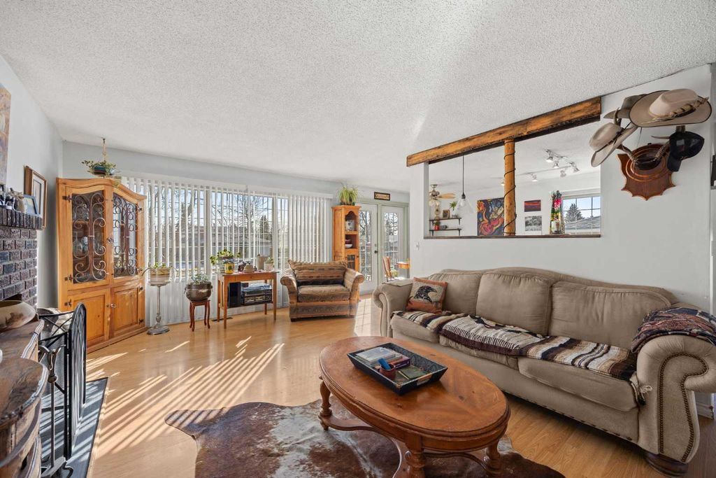 Photo of 317 Banister Drive, Okotoks, AB T1S 1E4 (MLS # A2291819)