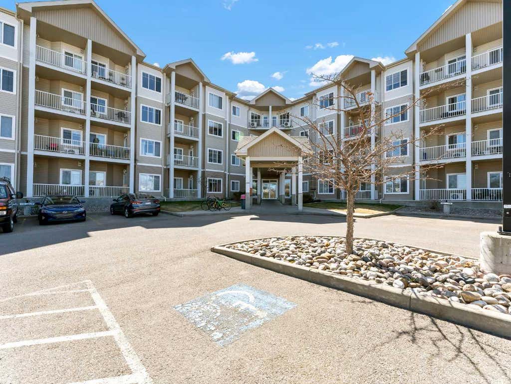 Photo of 194 Sunrise Circle SW #205, Medicine Hat, AB T1B 4P4 (MLS # A2332792)