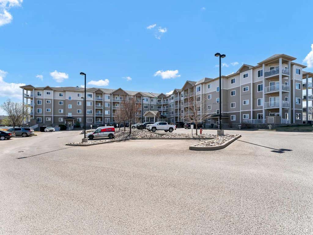 Photo of 194 Sunrise Circle SW #205, Medicine Hat, AB T1B 4P4 (MLS # A2332792)