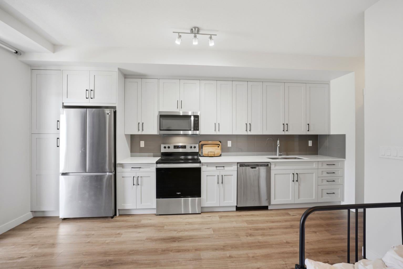 10 Sage Hill NW 315