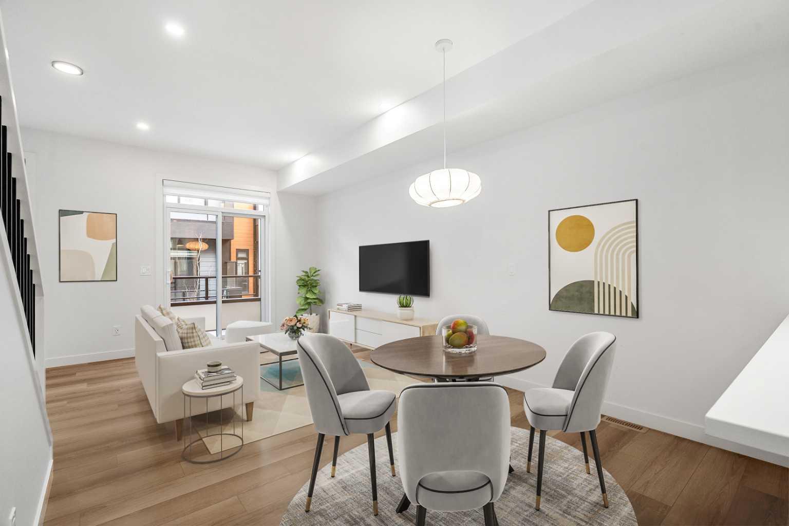 550 Seton Circle SE 203