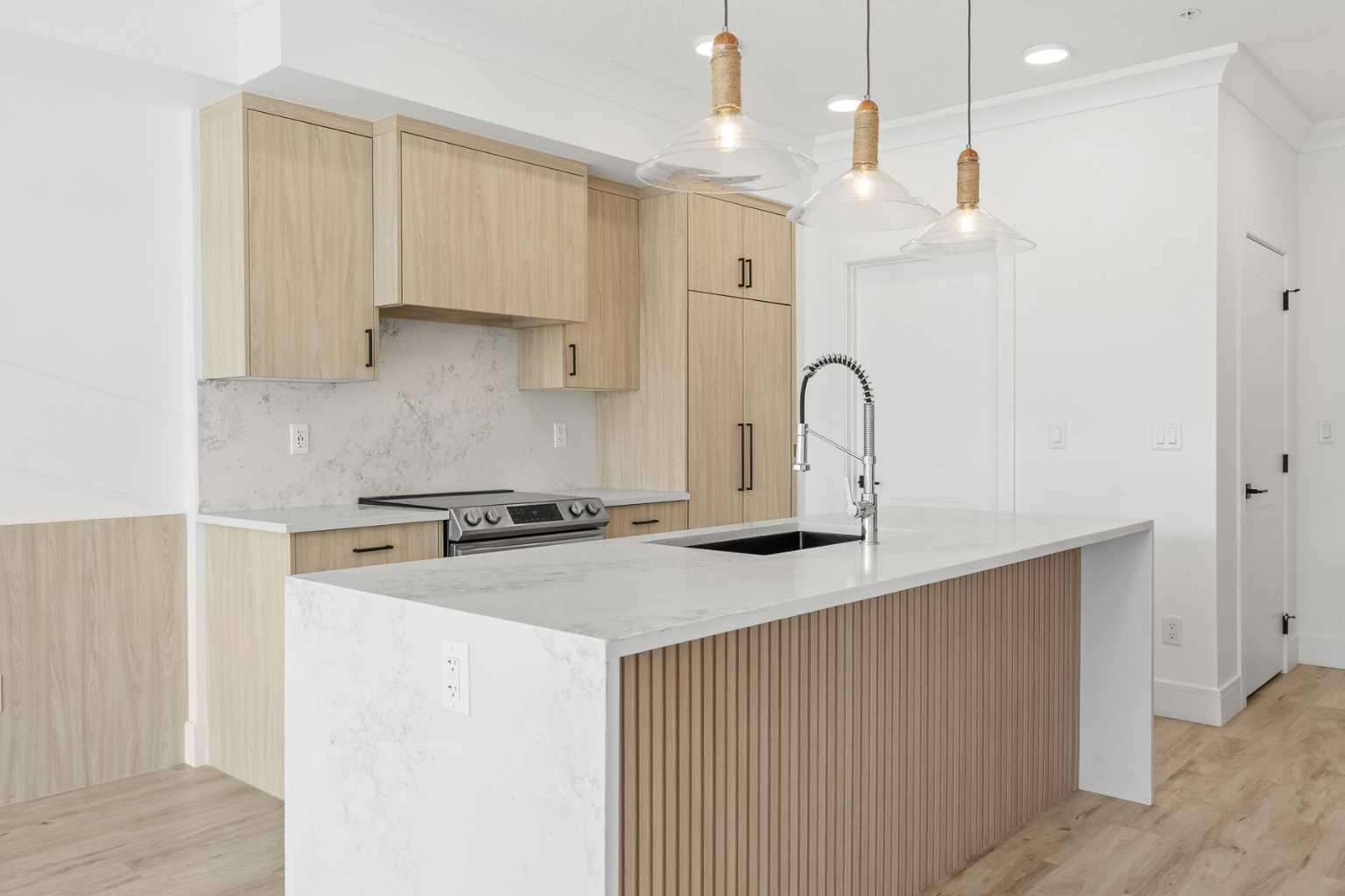 370 Dieppe Drive SW 311