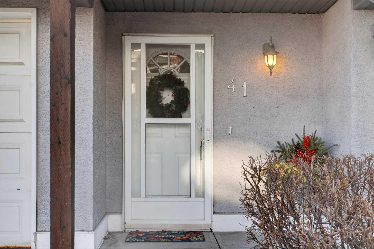 41 Sandarac Villas NW