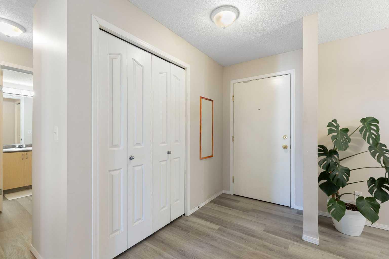 2371 Eversyde Avenue SW 2320