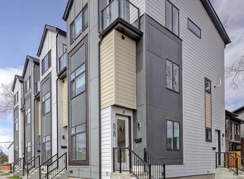828 8 Avenue NE 7 Calgary AB T2E 9E2
