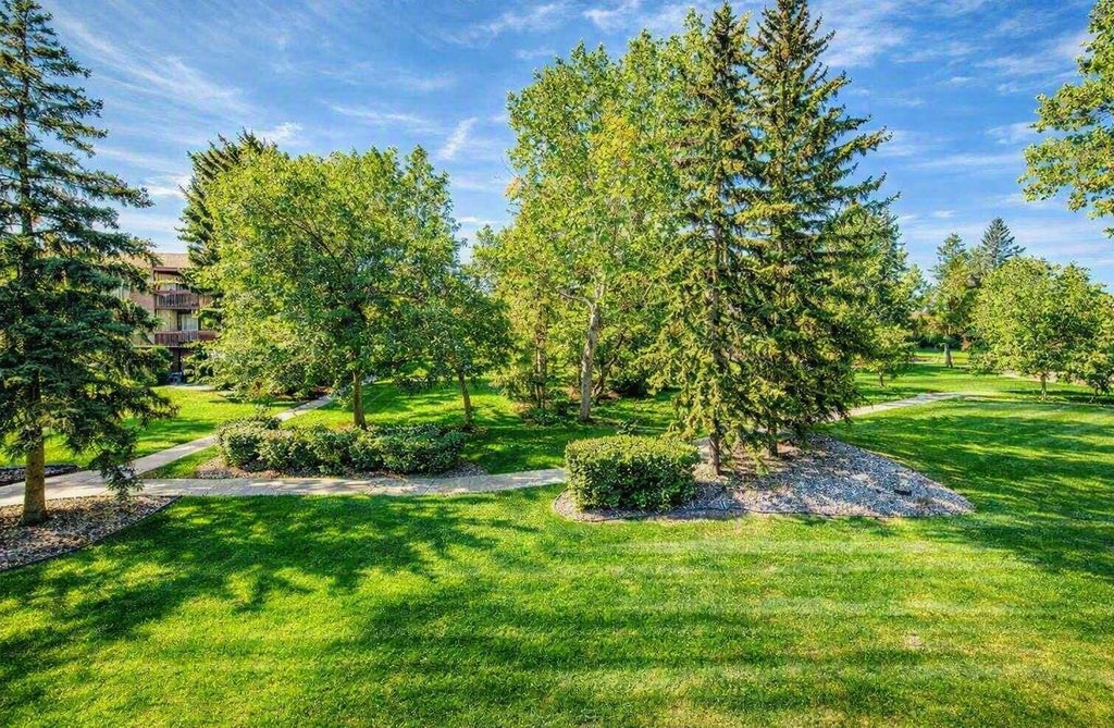 Photo of 8948 Elbow Drive SW #382, Calgary, AB T2V 0H9 (MLS # A2345643)