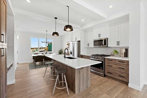 Photo of 271 Waterford Heights, Chestermere, AB T1X 3B6 (MLS # A2299877)