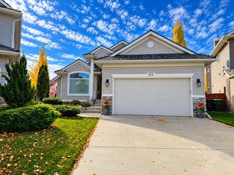 Photo of 214 Douglas Glen Gardens SE, Calgary, AB T2Z 3S9 (MLS # A2355864)