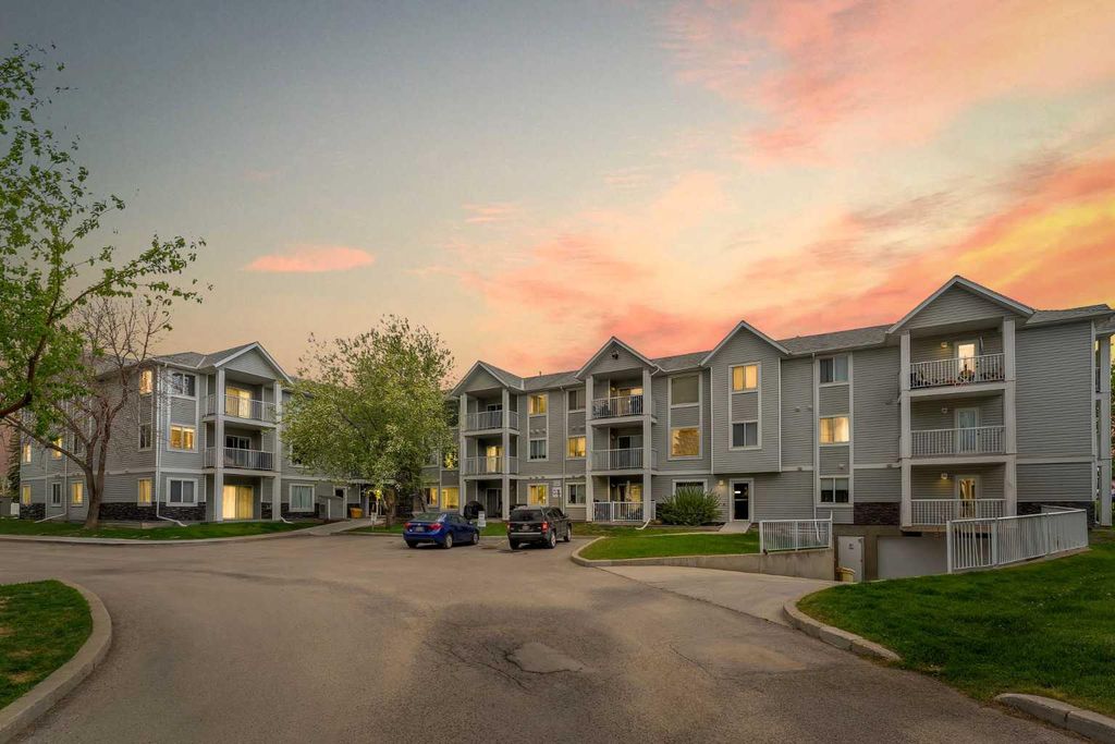 Photo of 1307 Valleyview Park SE #307, Calgary, AB T2B 3R6 (MLS # A2313165)