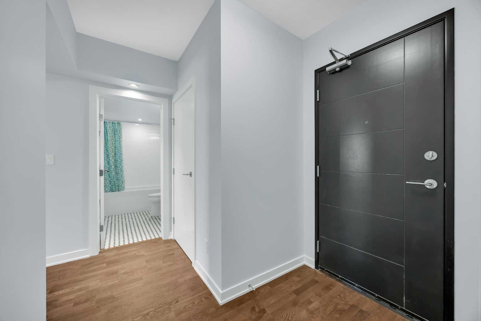 930 6 Avenue SW 1104