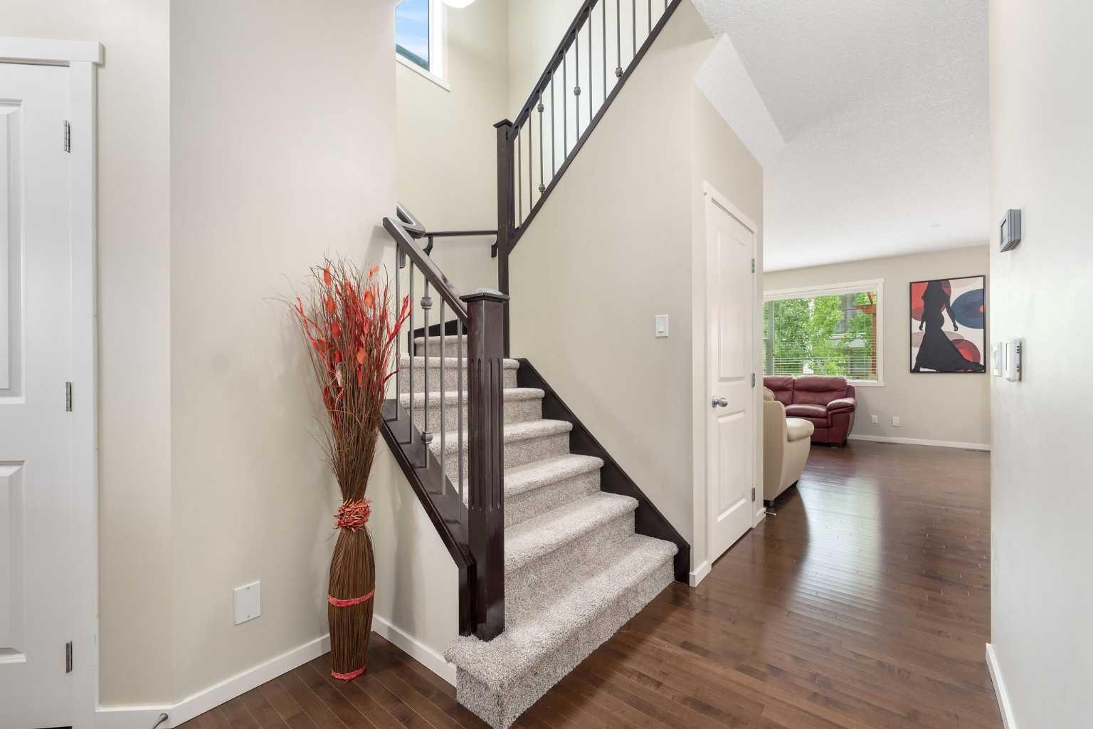 72 Walden Heights SE