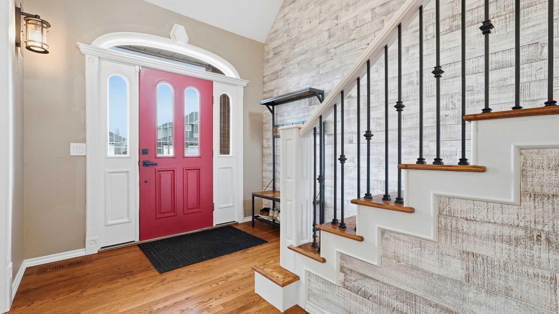 809 East Lakeview Road