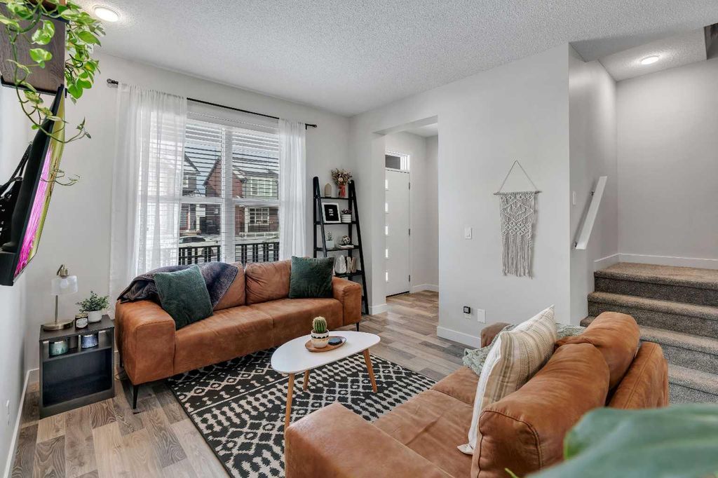 Photo of 24 Carringvue Way NW, Calgary, AB T3P 1K8 (MLS # A2293180)