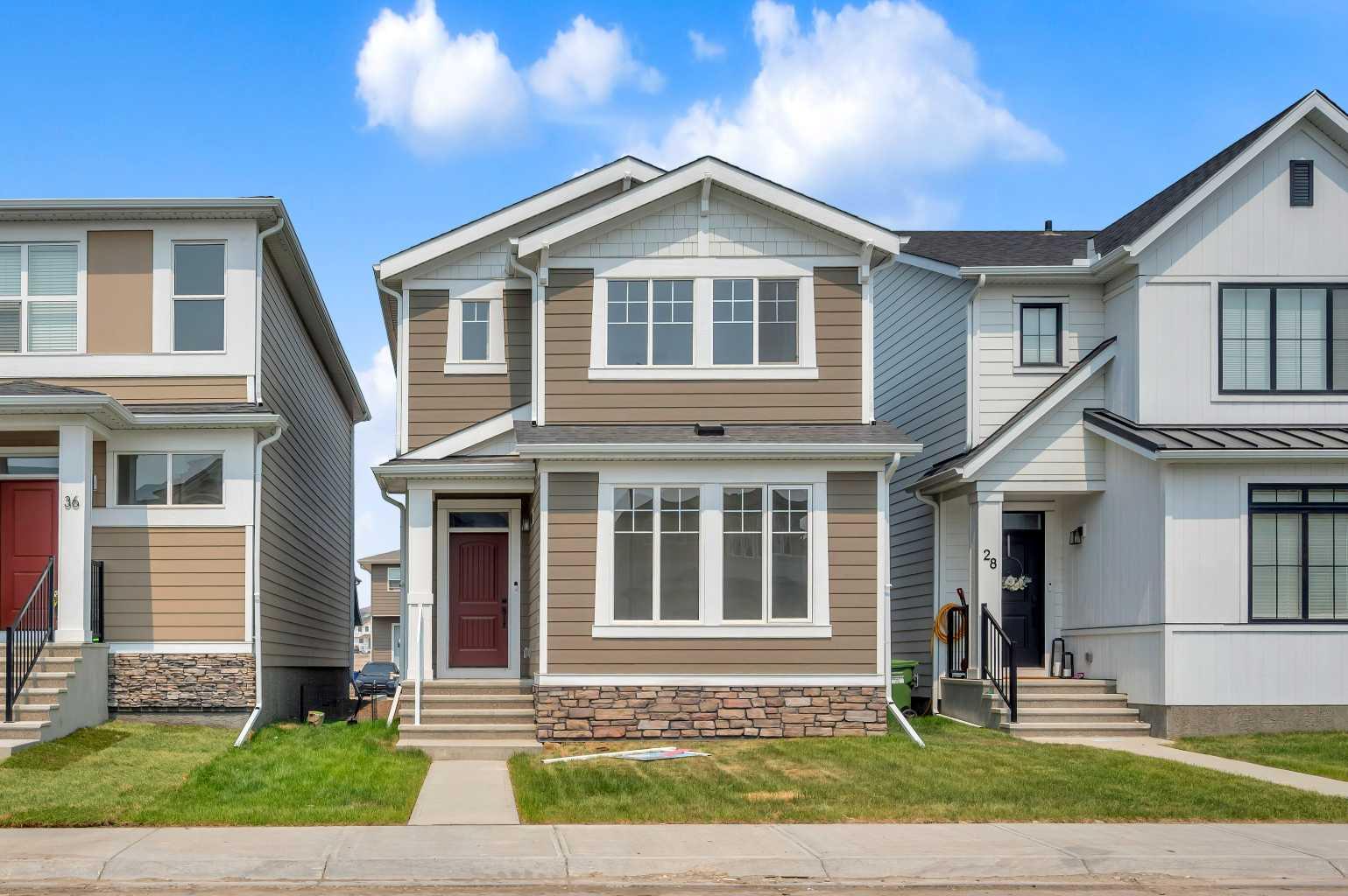 32 Rowmont Common NW