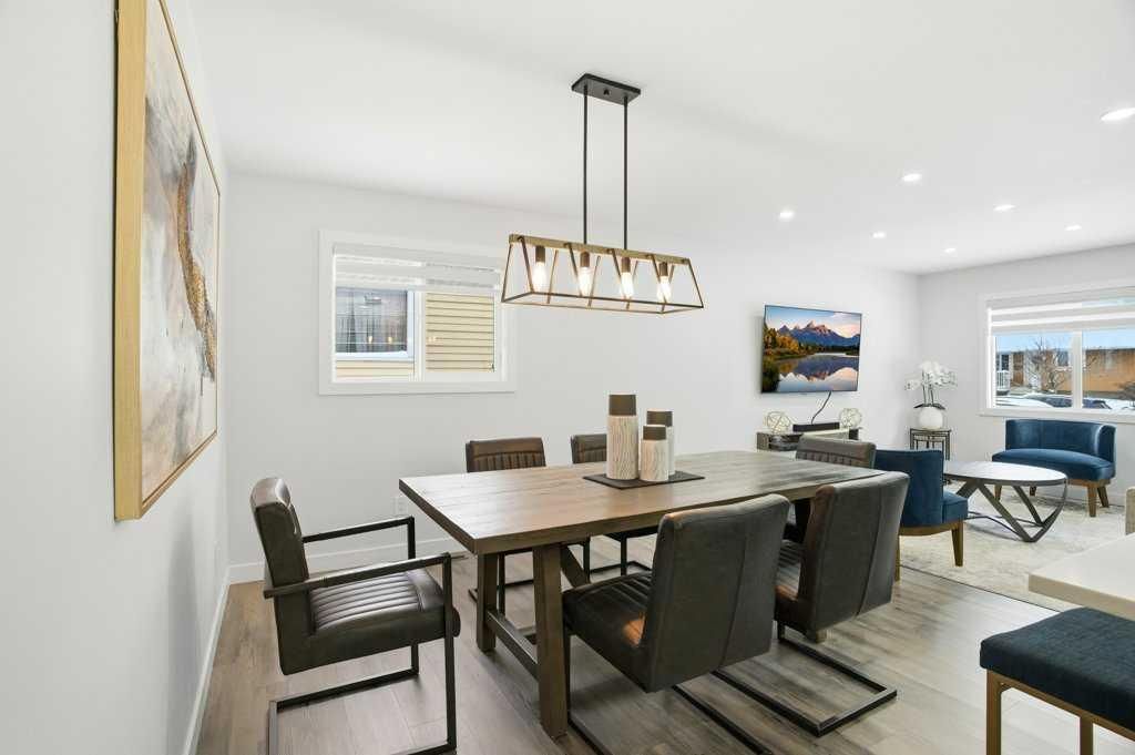 Photo of 3 Kentish Drive SW, Calgary, AB T2V 2L4 (MLS # A2286841)