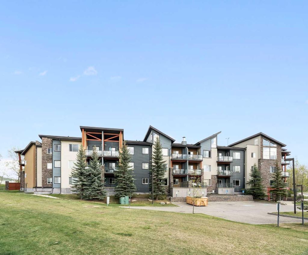 Photo of 3950 46 Avenue NW #110, Calgary, AB T3A 0P9 (MLS # A2314445)