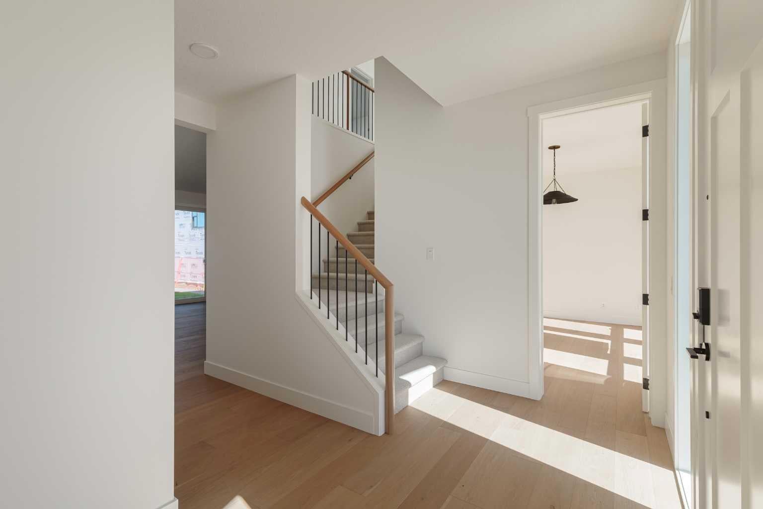 119 Greenwich Heath NW