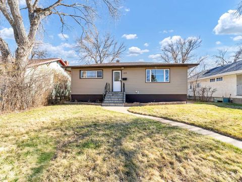 Photo of 109 9 Street NE, Medicine Hat, AB T1A 5S2 (MLS # A2303752)