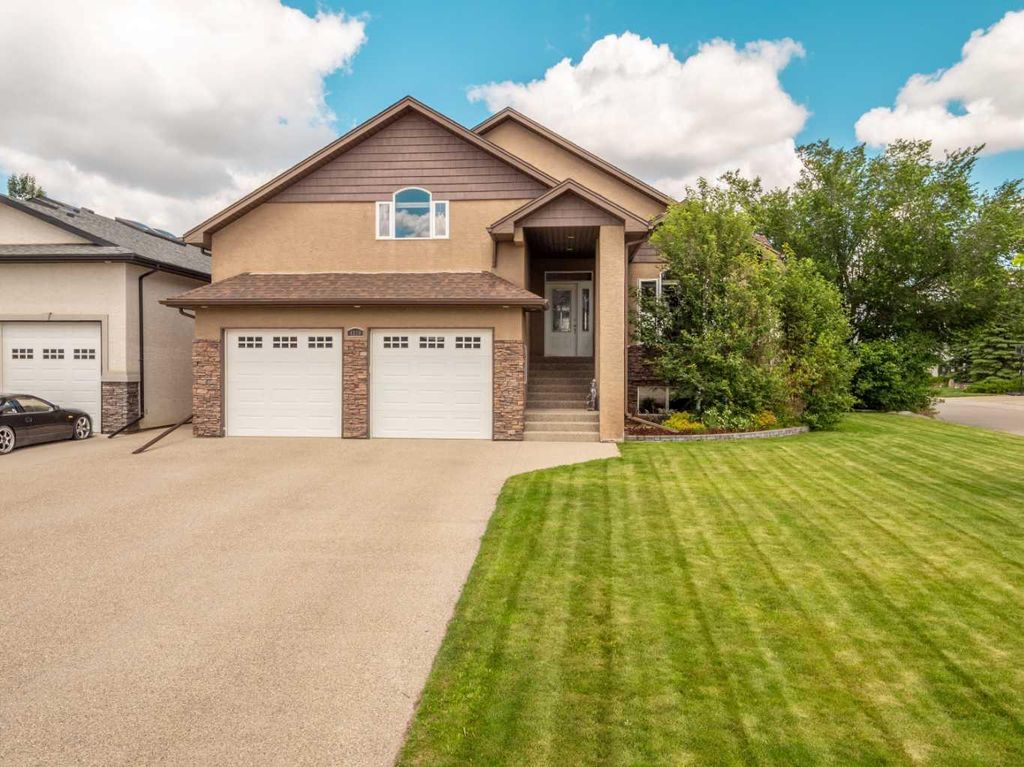 Photo of 4639 62A Avenue, Taber, AB T1G 2J5 (MLS # A2324018)