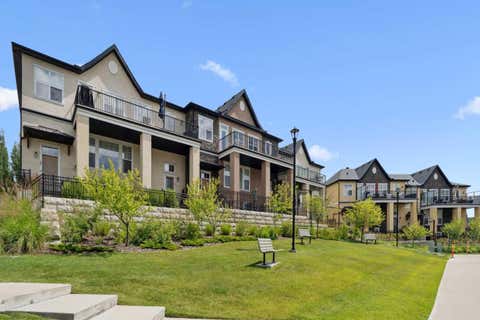 Photo of 30 Cranbrook Villas SE, Calgary, AB T3M 1Z3 (MLS # A2323265)