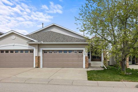 Photo of 139 Hidden Valley Green NW, Calgary, AB T3A 5L8 (MLS # A2312579)