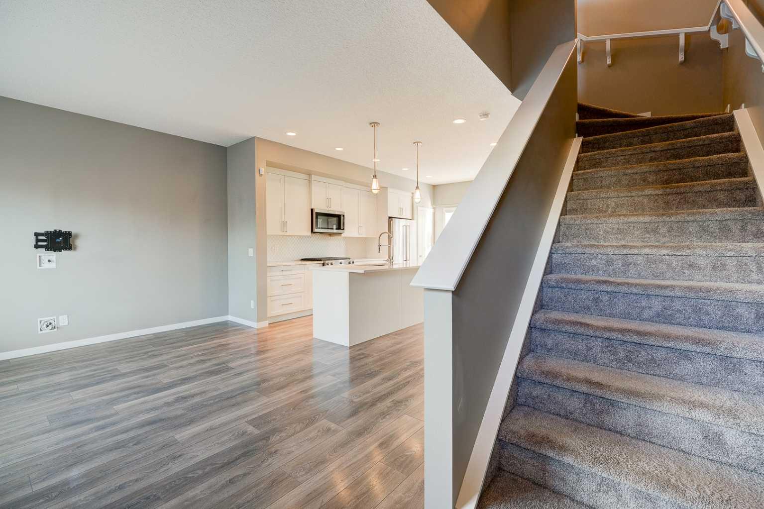 198 Masters Avenue SE