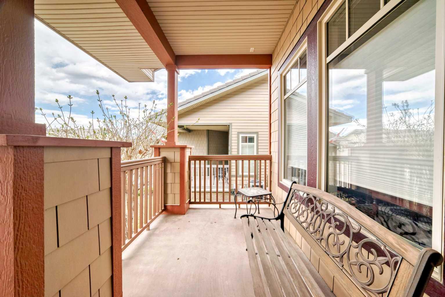 5 Bridle Estates Road SW