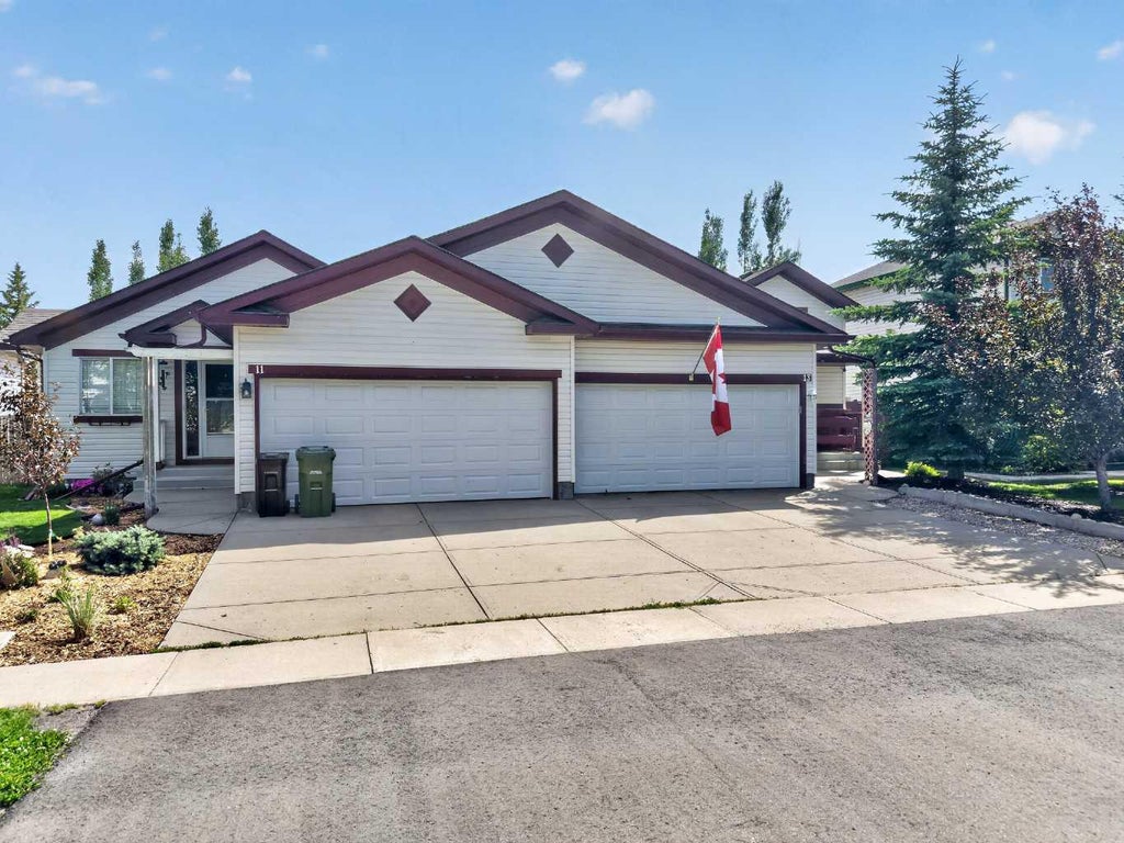 Photo of 13 Canoe Close SW, Airdrie, AB T4B 2N3 (MLS # A2328167)